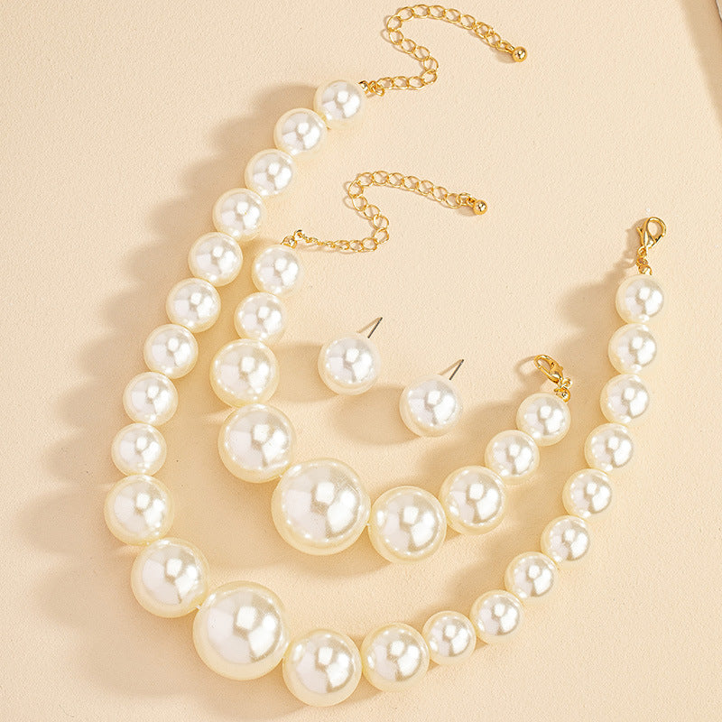 French Retro Fresh Water Pearl Earrings Bracelet and Necklace Set