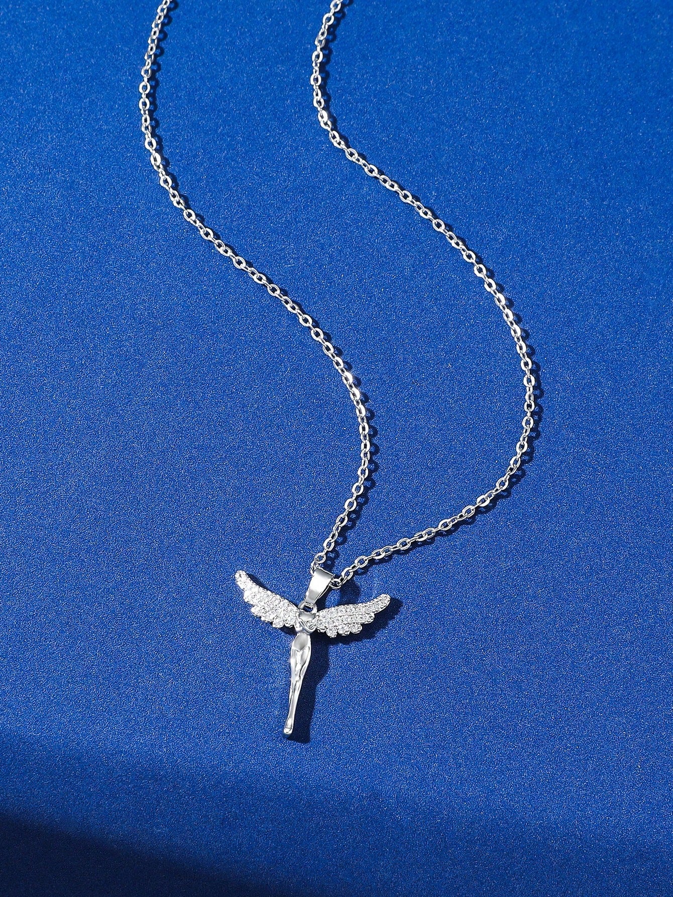 1Pc Classic & Delicate Lucky Goddess Angel Pendant Women'S Clavicle Necklace Decoration Gift