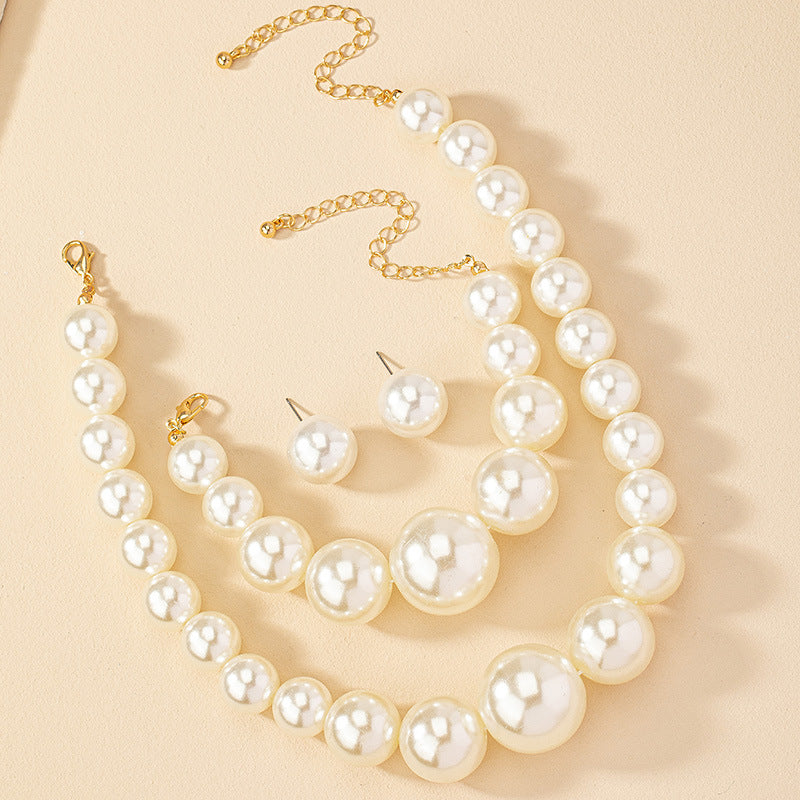 French Retro Fresh Water Pearl Earrings Bracelet and Necklace Set