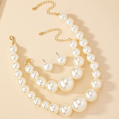 French Retro Fresh Water Pearl Earrings Bracelet and Necklace Set