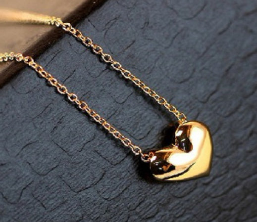 Heart Pendant Clavicle Necklace