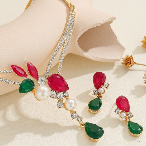 Indian-Inspired Pearl Wedding Jewelry Set