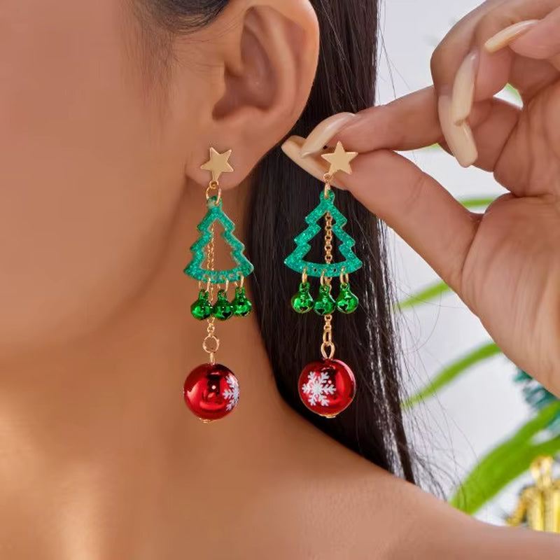 Fashion Christmas Green Bowknot Bell Pendant Earrings for Women Exquisite Elk Wind Chimes Dangle Earrings New Year Xmas Gifts