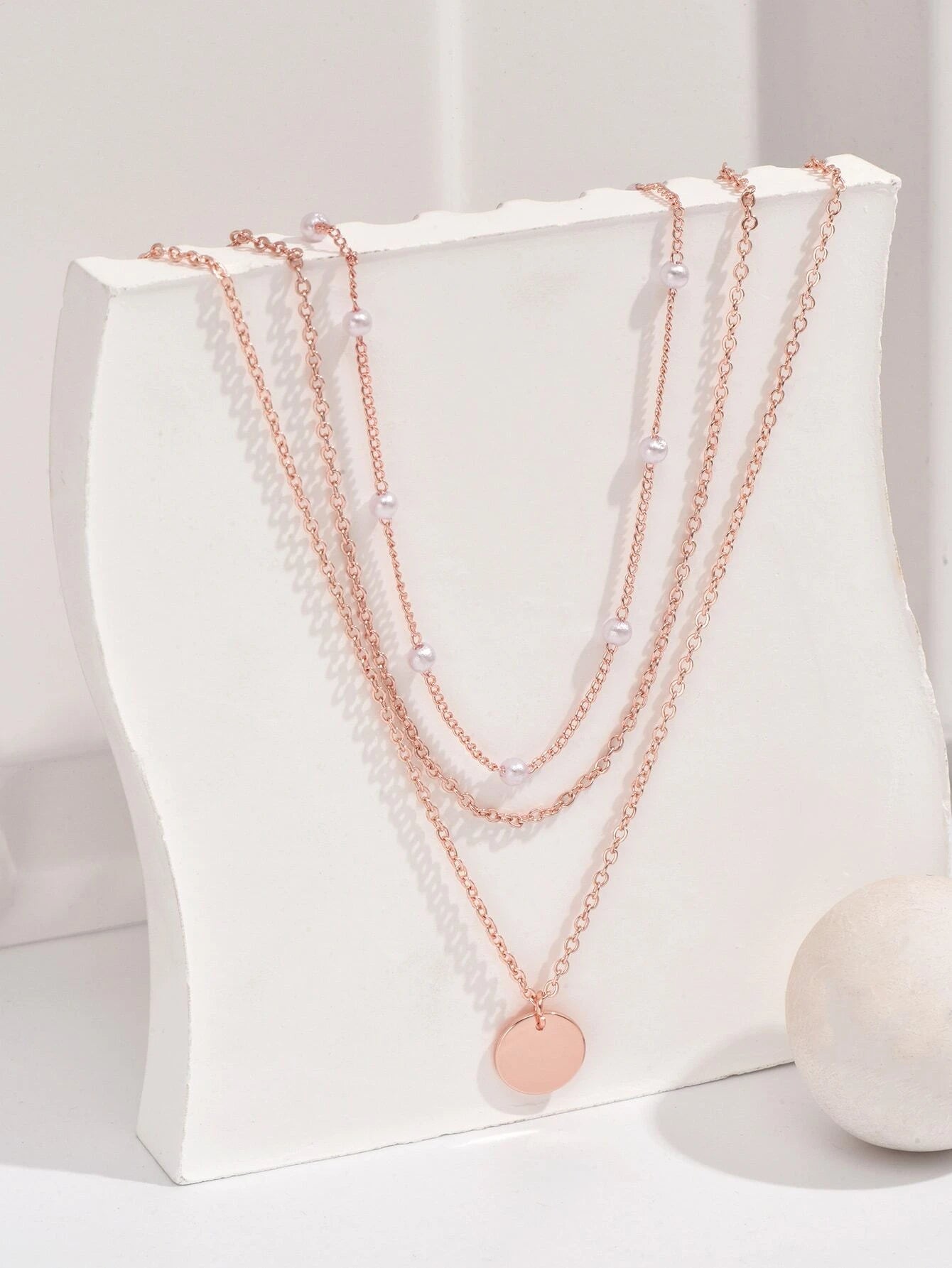 2Pcs Multi-Layer Faux Pearl round Disc Necklace (Random Pearl Quantity, Not Fixed)