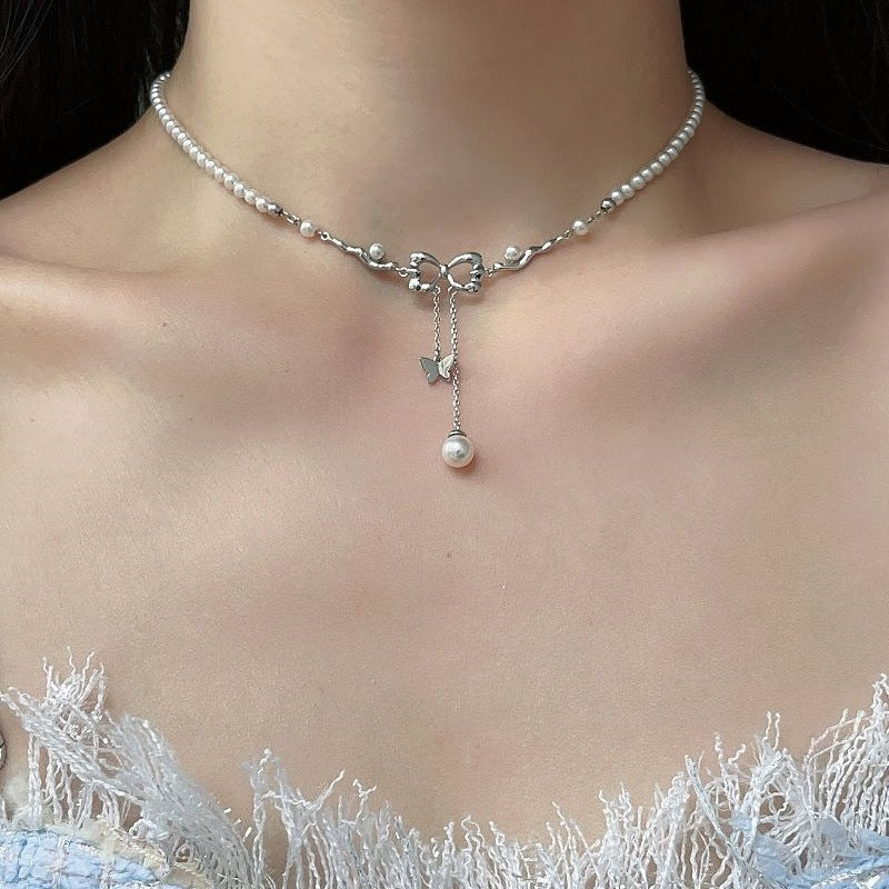 Minimalist Pearl Bow Necklace