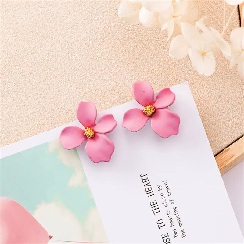 Colorful Metal Dangle Earrings for Women Personality Fashion Drop Earrings Flower Heart Pendants Earrings Pendientes Mujer