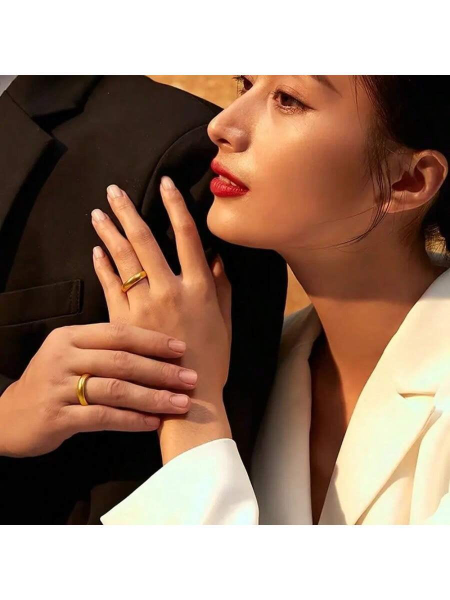 18K Gold Plated Stainless Steel Simple Elegant Wedding Engagement Rings for Women - Ideal Valentine'S Day Gift - Smooth Rings without Stones for Daily Wear and Weddings